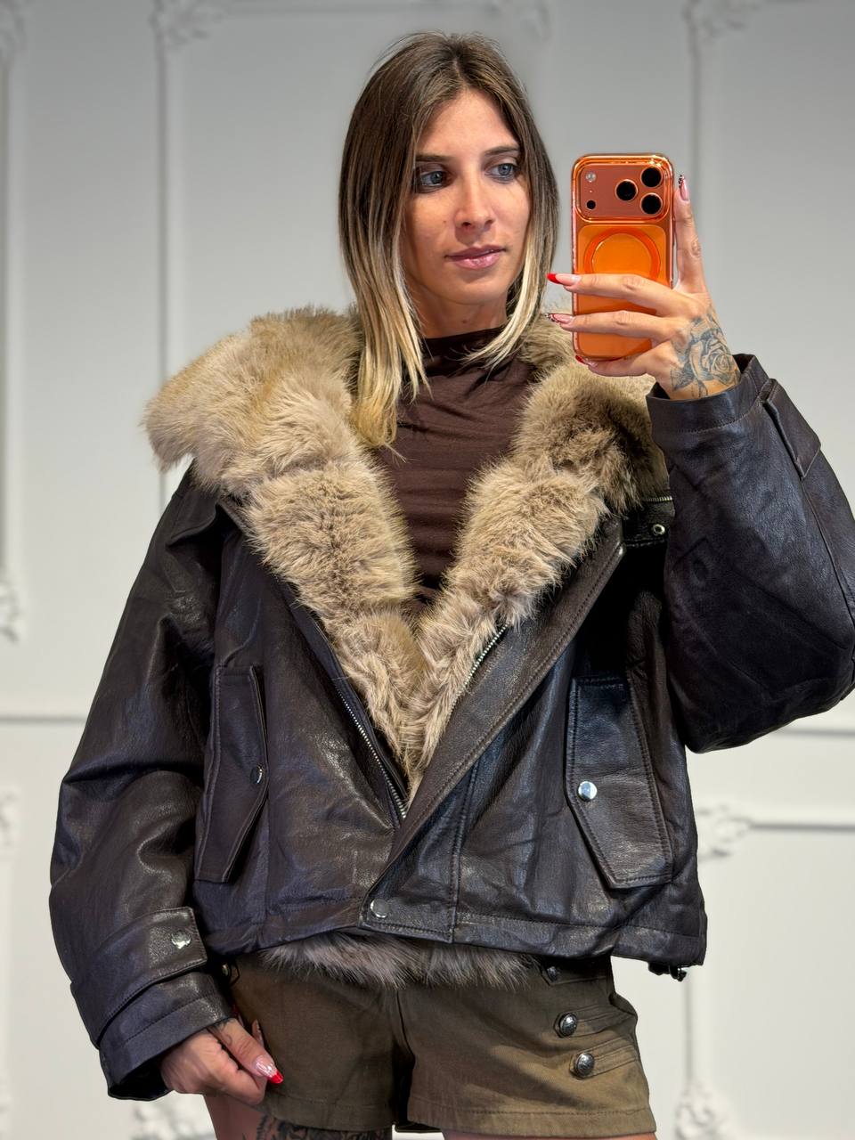 Giacca aviator effetto pelle con interno in eco pelliccia - Dverso Fashion