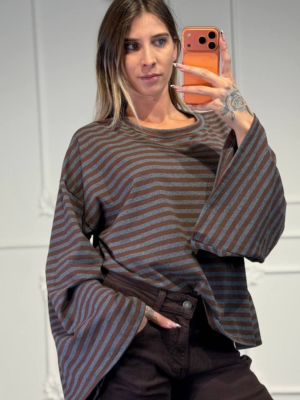 maglia a righe con manica a campana - Dverso Fashion