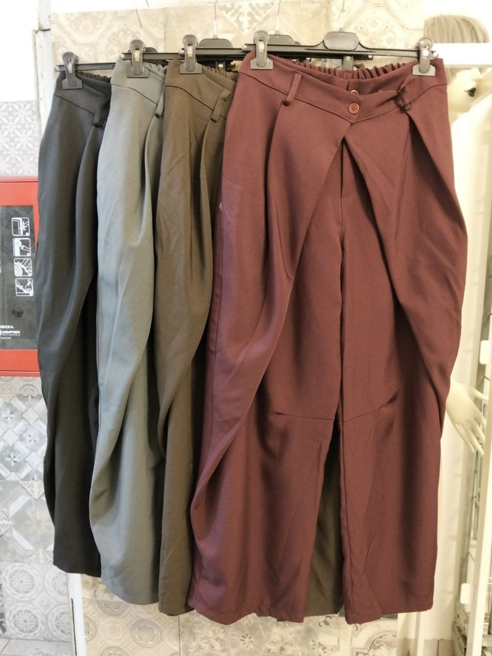 pantalone doppio bottone - Dverso Fashion