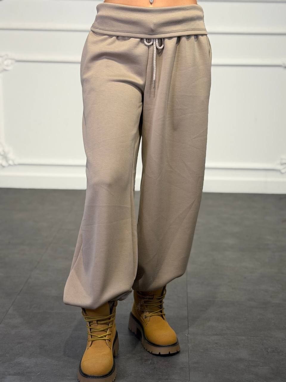 pantalone tuta con risvolto - Dverso Fashion