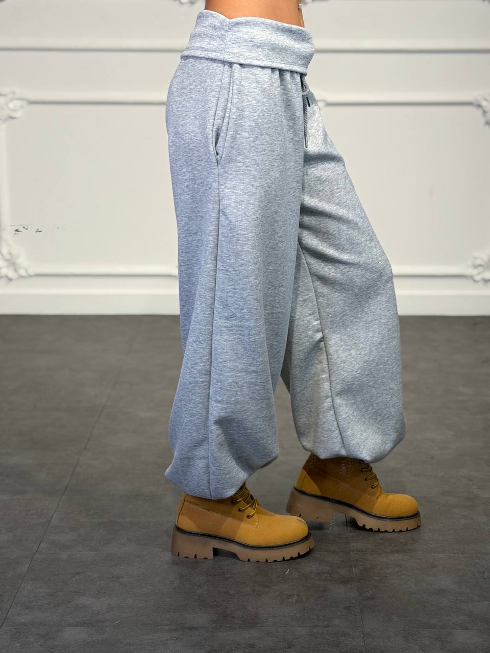 pantalone tuta con risvolto - Dverso Fashion