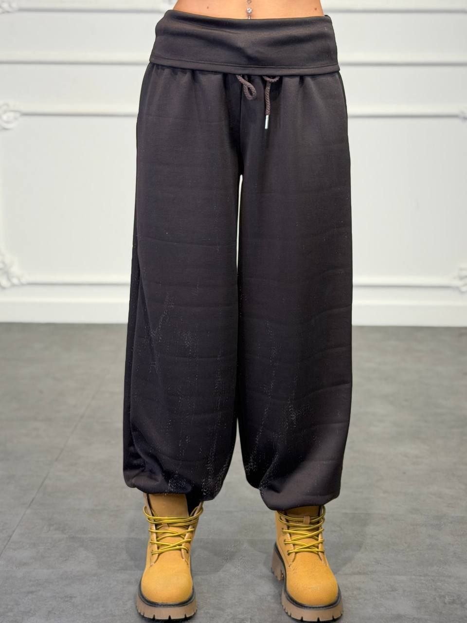 pantalone tuta con risvolto - Dverso Fashion