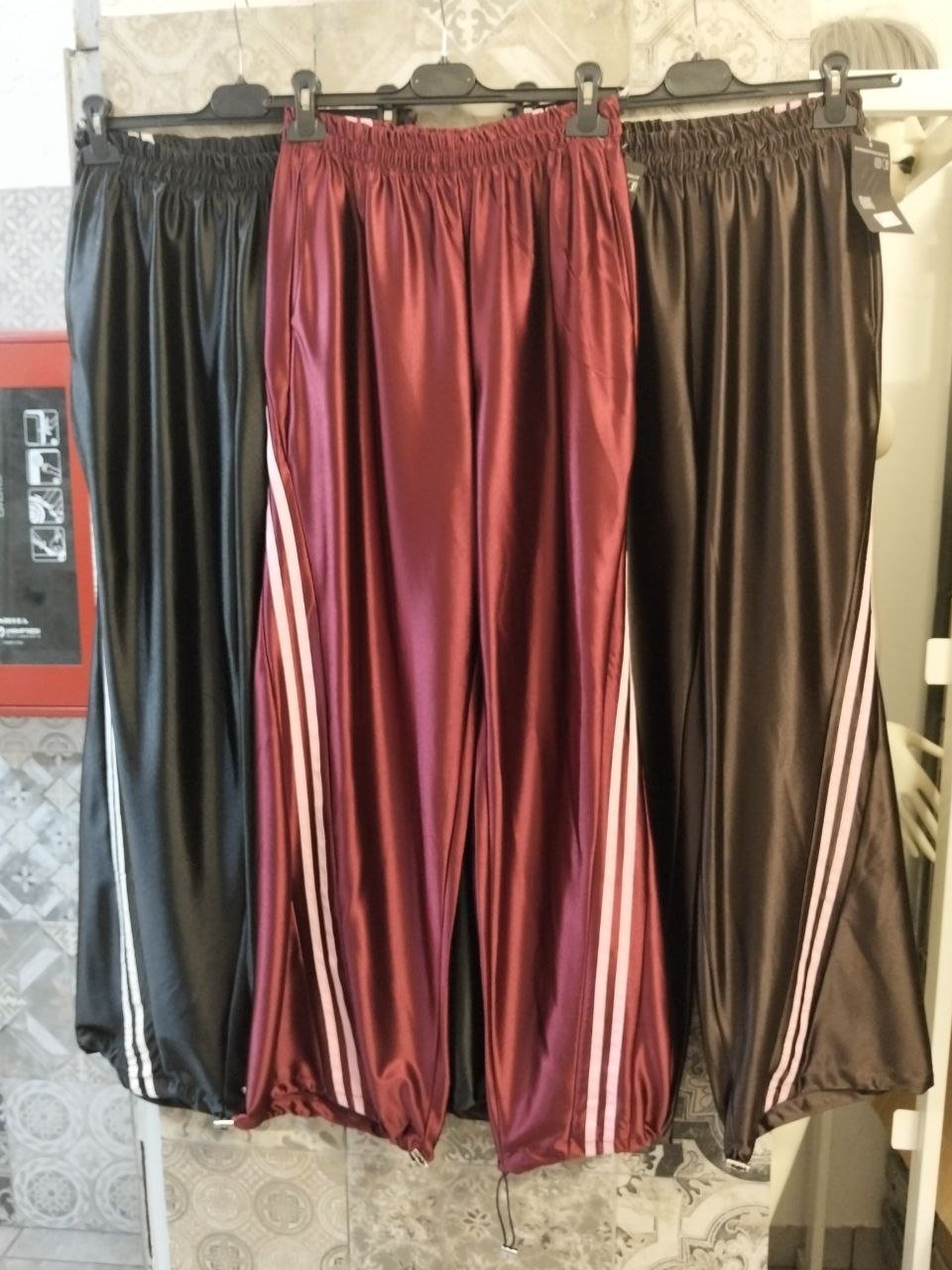 pantalone tuta in raso lucido - Dverso Fashion