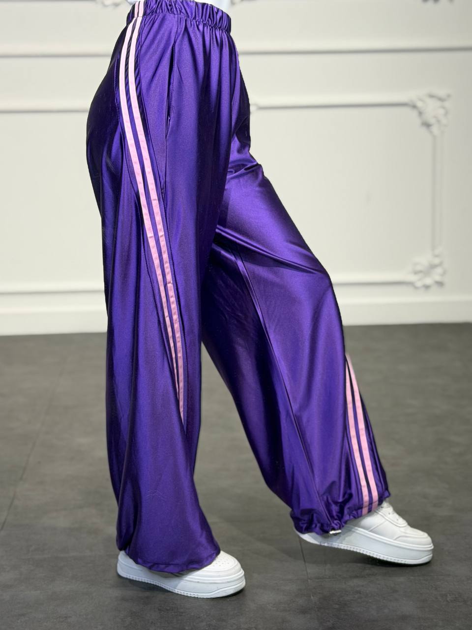 pantalone tuta in raso lucido - Dverso Fashion