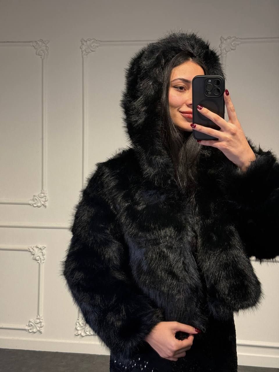 Pelliccia London - Dverso Fashion