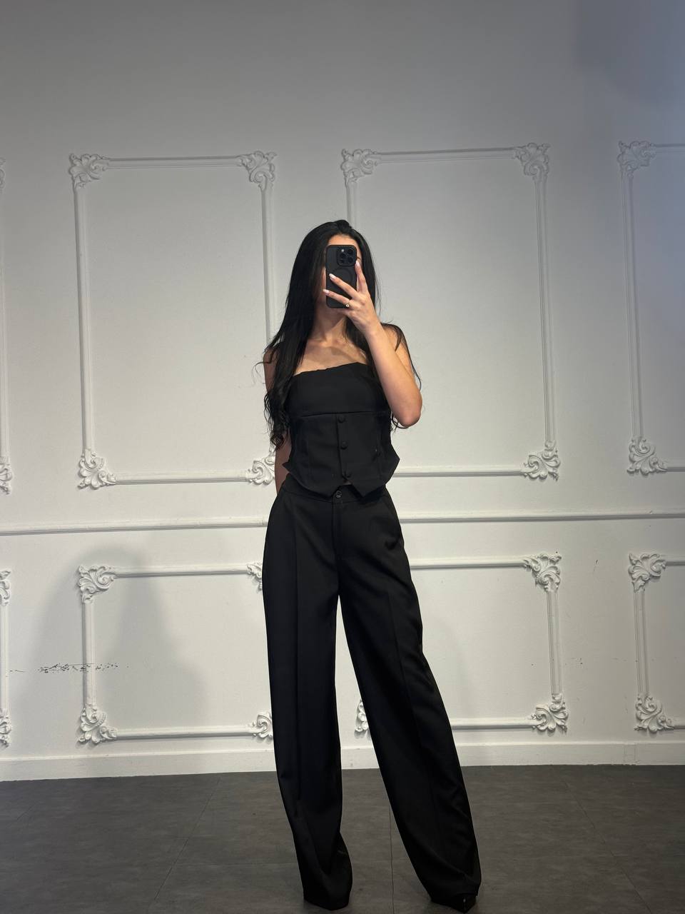 Completo gilet con pantalone palazzo a vita alta