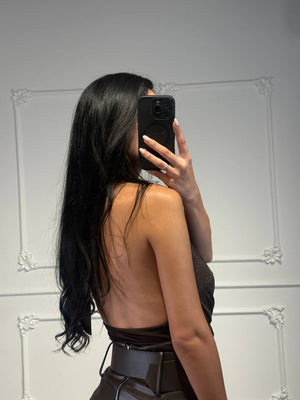 Body con scollo halter drappeggiato e inserti in pizzo