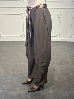 Pantalone balloon a vita alta e gamba ampia sagomata
