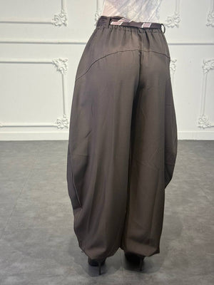 Pantalone balloon a vita alta e gamba ampia sagomata
