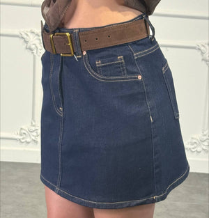 Gonna corta in denim a vita alta con cintura