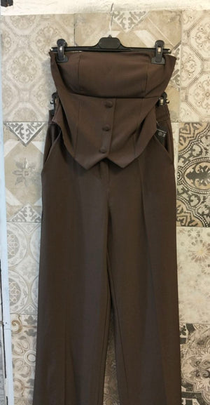 Completo gilet con pantalone palazzo a vita alta