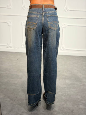 Jeans relaxed fit con cintura in vita