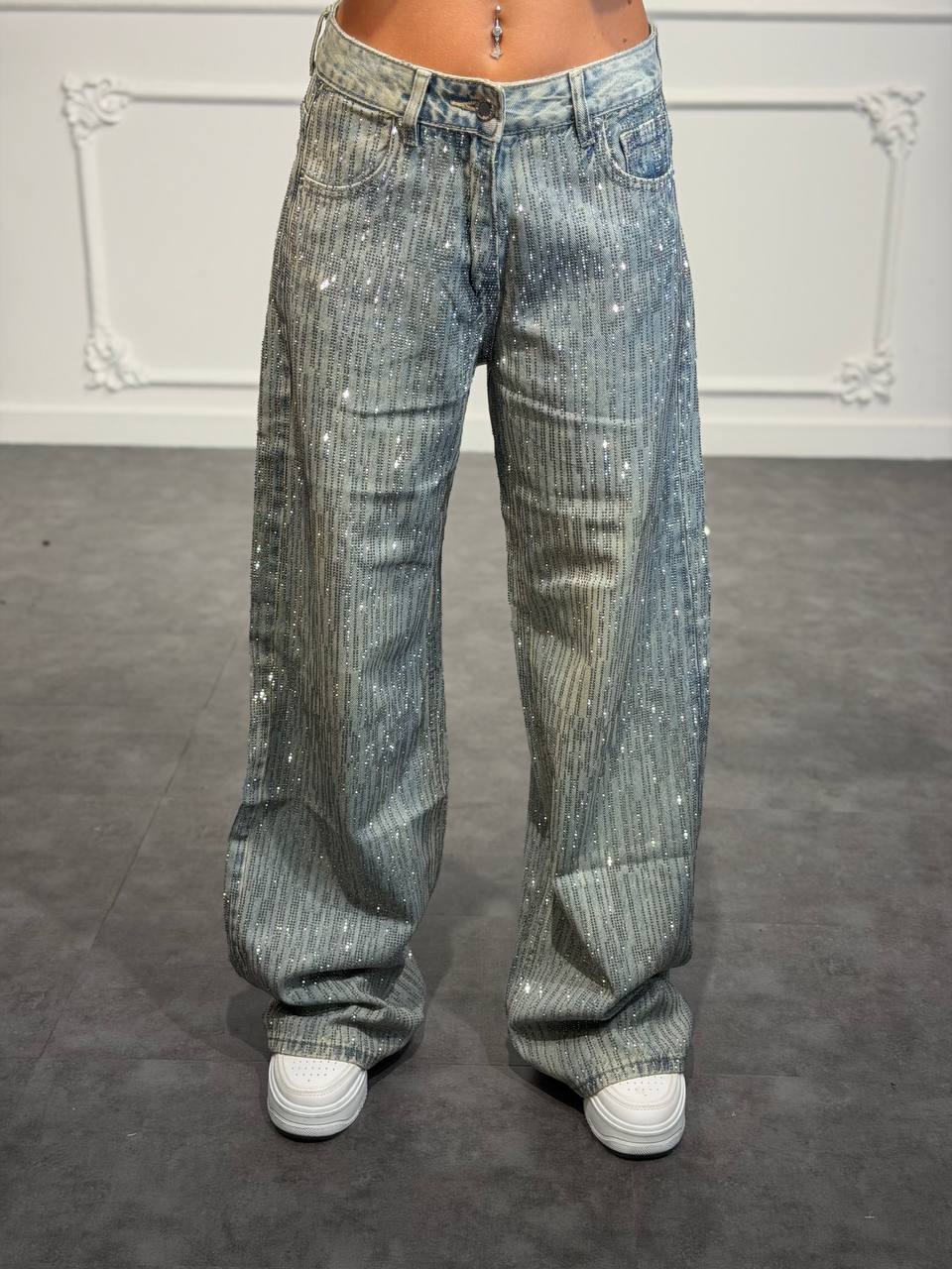 Jeans baggy con pioggia di strass verticali e gamba extra wide