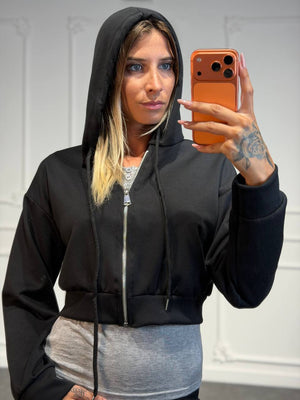 Felpa cropped con cappuccio, zip frontale e maniche lunghe