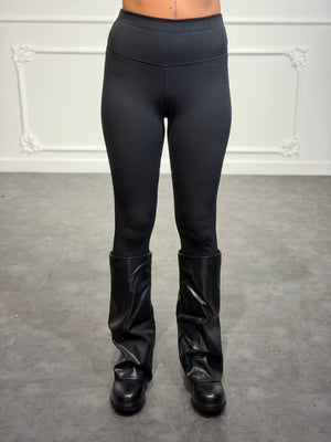 Leggings a costine con vita alta sagomata e linea aderente