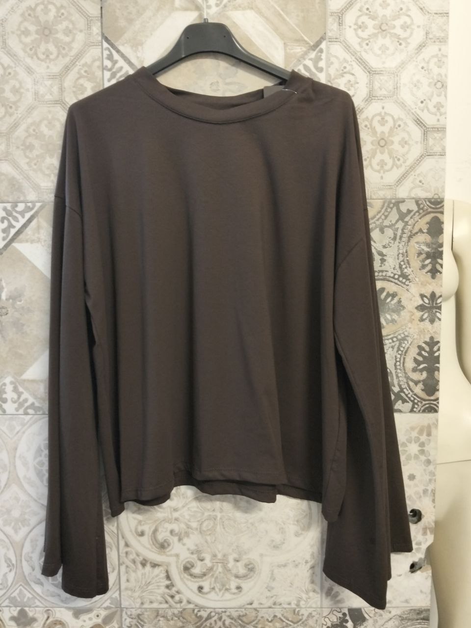Maglia oversize con maniche a campana