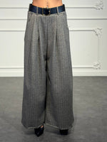 Pantalone palazzo gessato con pinces