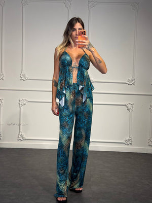 Coordinato con Top Halter a Volant e Pantaloni Palazzo Fantasia