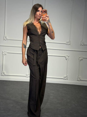 coordinato orchidea con gilet e pantalone elegante