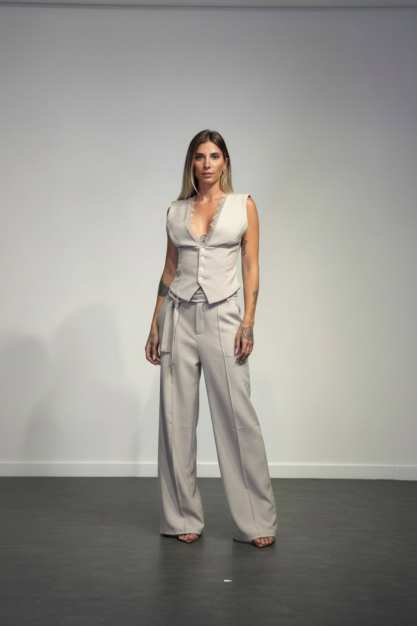coordinato orchidea con gilet e pantalone elegante