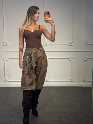 pantalone baloon con foulard animalier