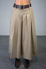 pantalone palazzo molto ampio