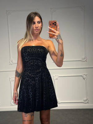 abito in pelle con trama leopardata in velluto