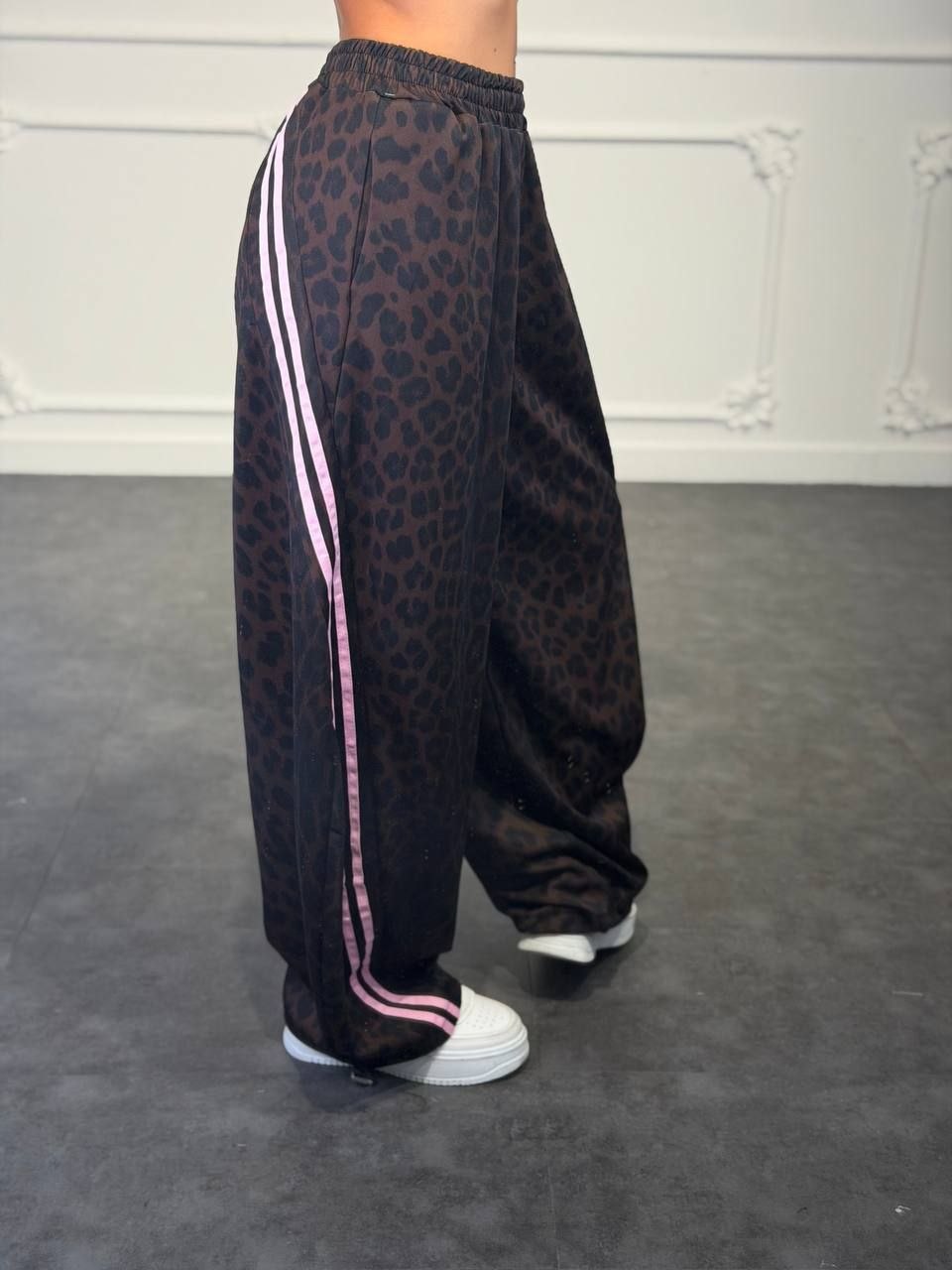 pantalone adi banana leopardato
