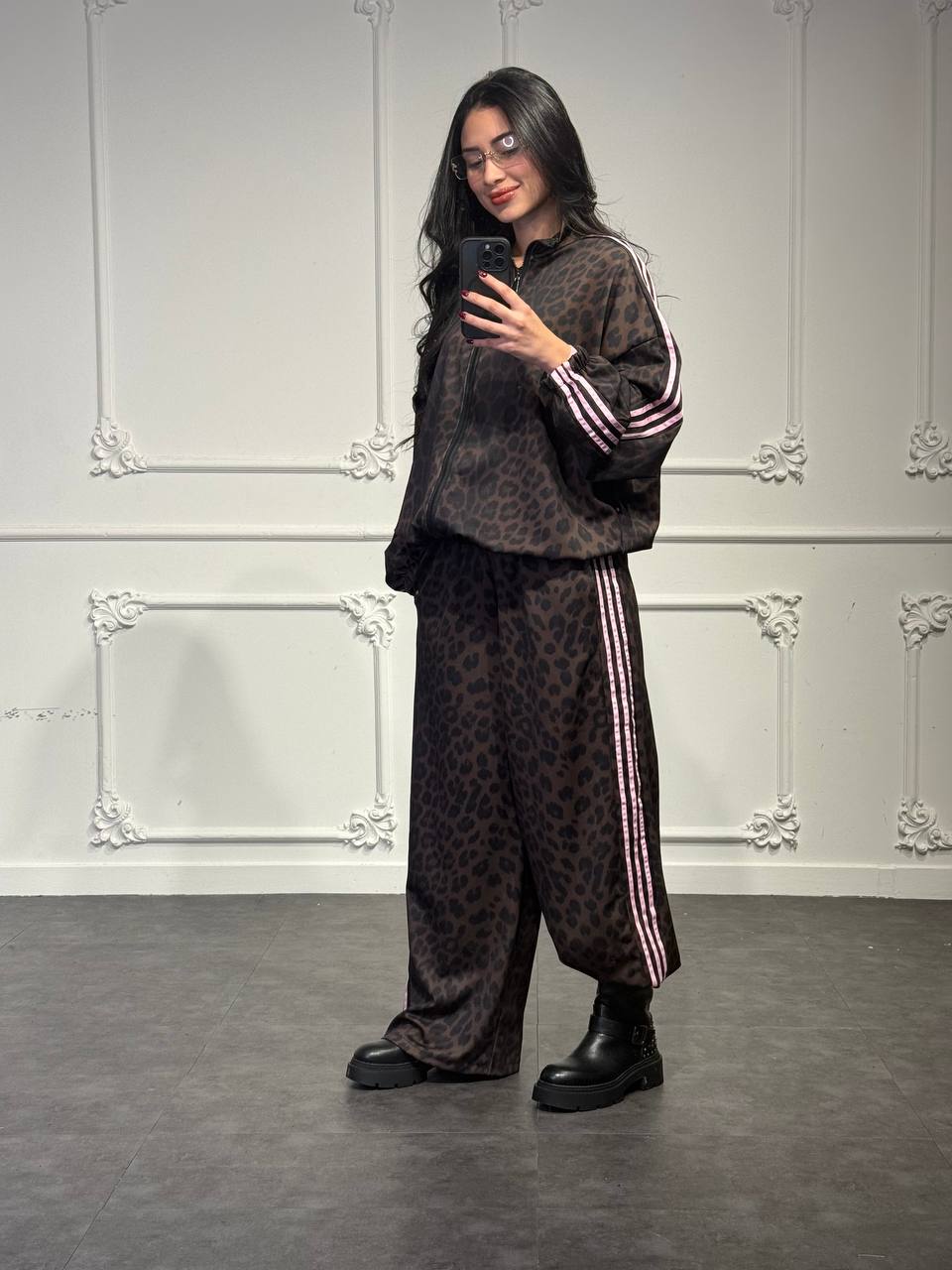 set tuta adi leopardato - Dverso Fashion