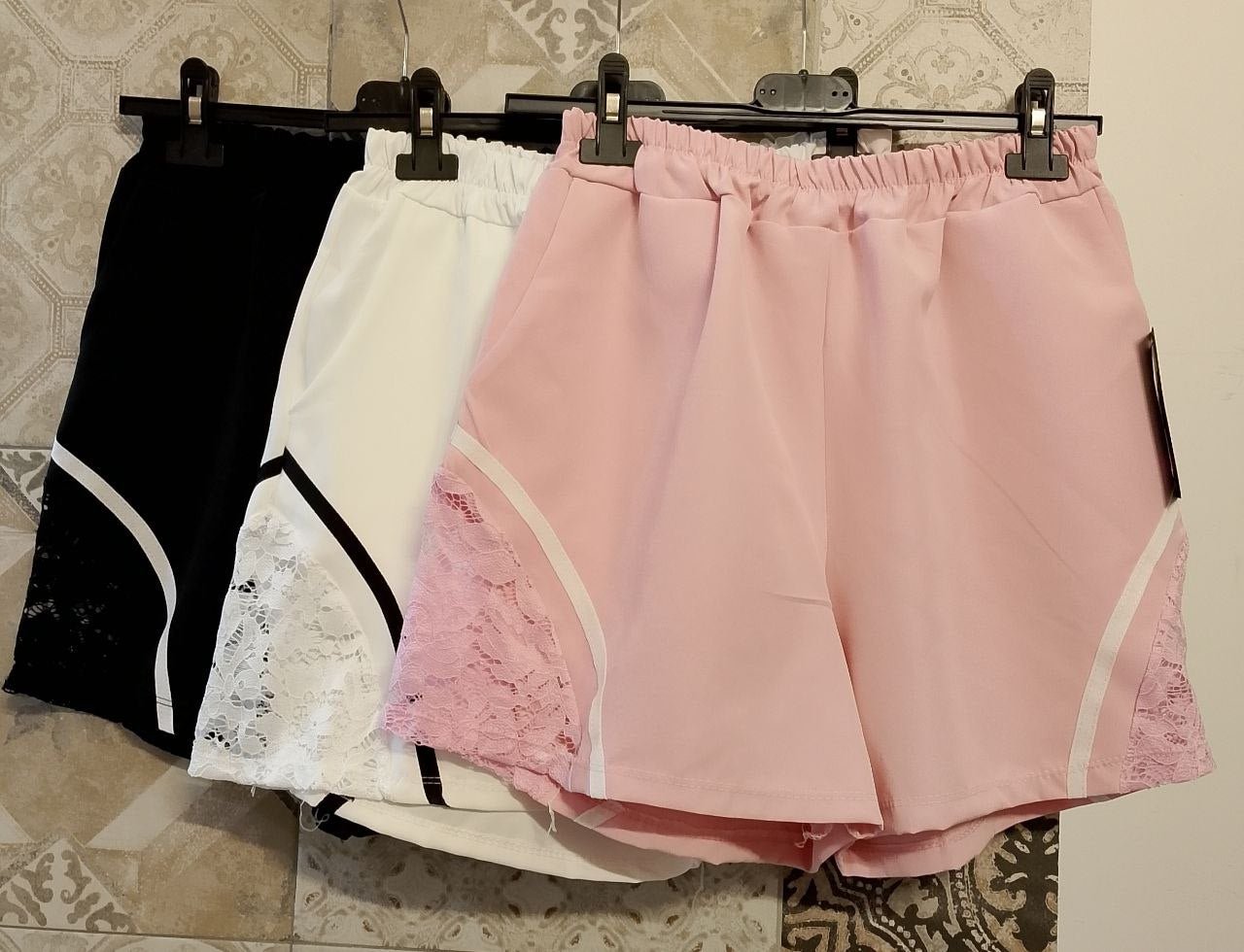 shorts in pizzo - Dverso Fashion