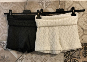 shorts in pizzo - Dverso Fashion