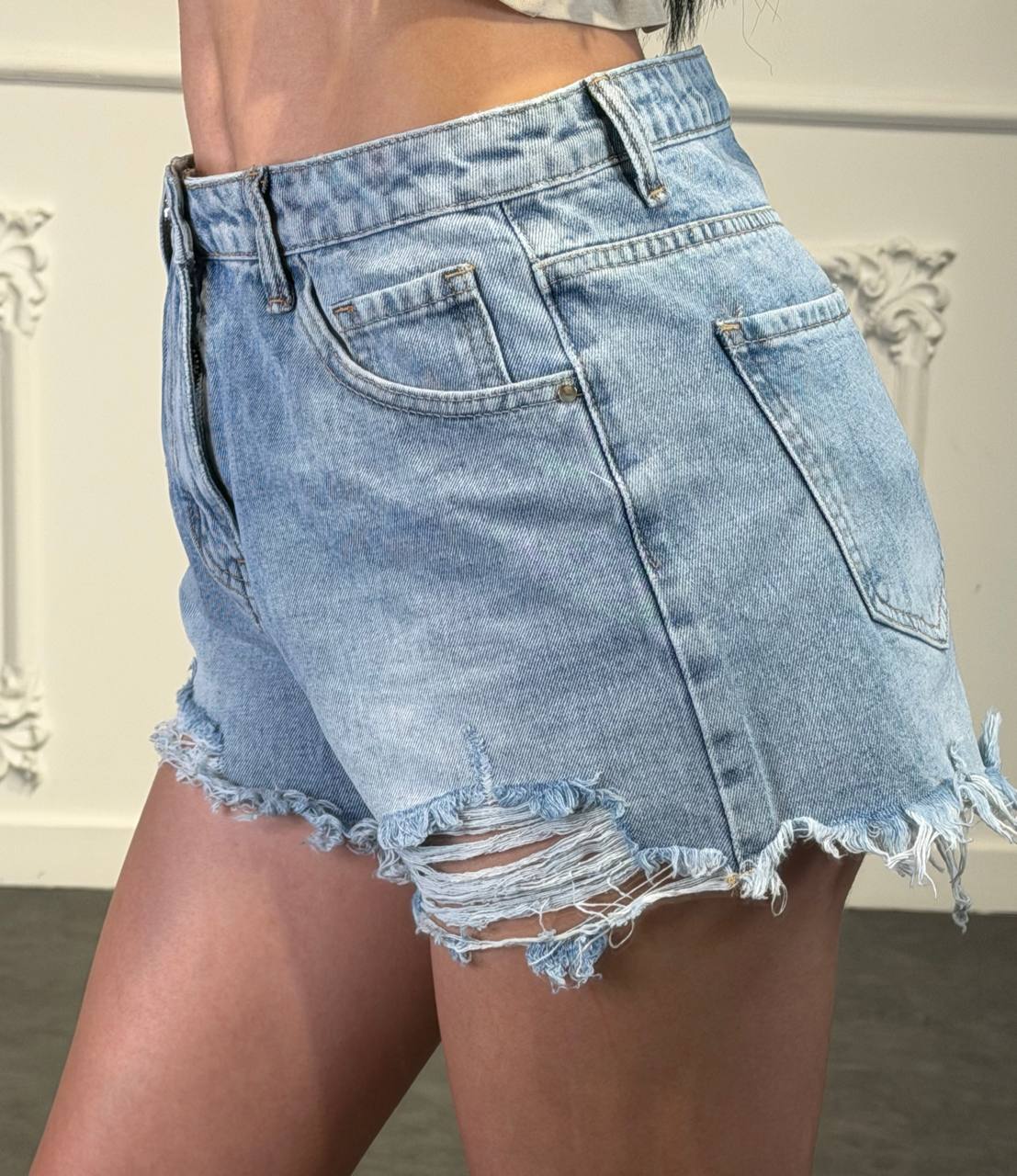 shorts strappati - Dverso Fashion