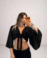 Top Crop in Raso con Nodo Frontale e Maniche Kimono - Dverso Fashion